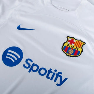 2023-24 FC Barcelona 2. Auswärtstrikot