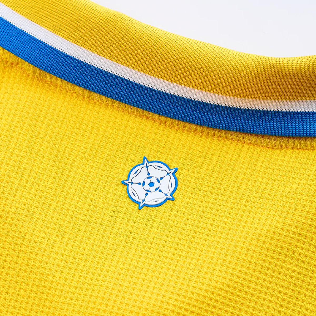 2024-25 Leeds United FC 2a Equipación